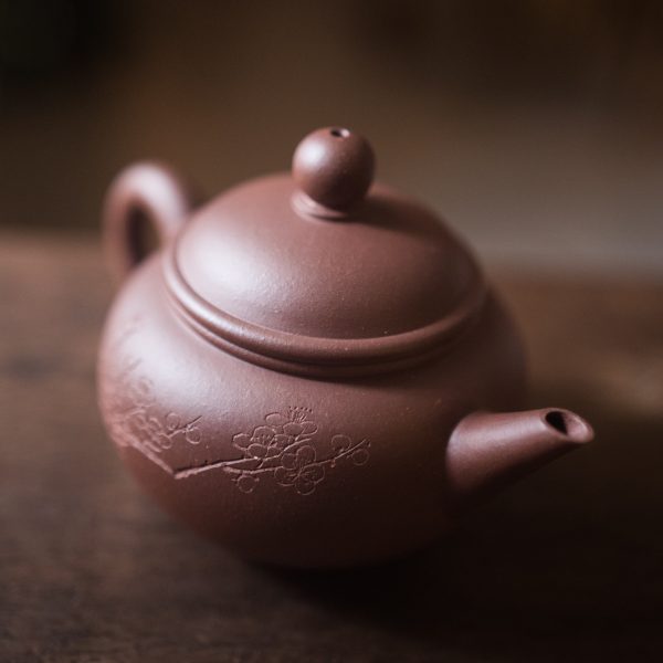 Shui ping teapot with carving 刻绘水平壶 - Image 2