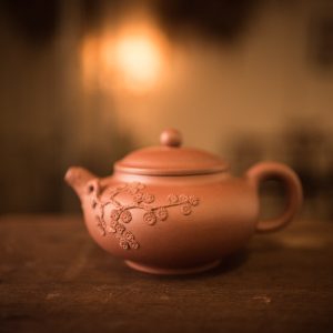 Pine Needle Fang Gu Teapot  松针仿古壶